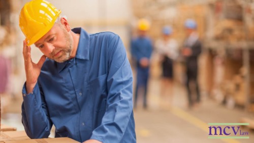 construction worker at work workers comp lawyer near syracuse ny